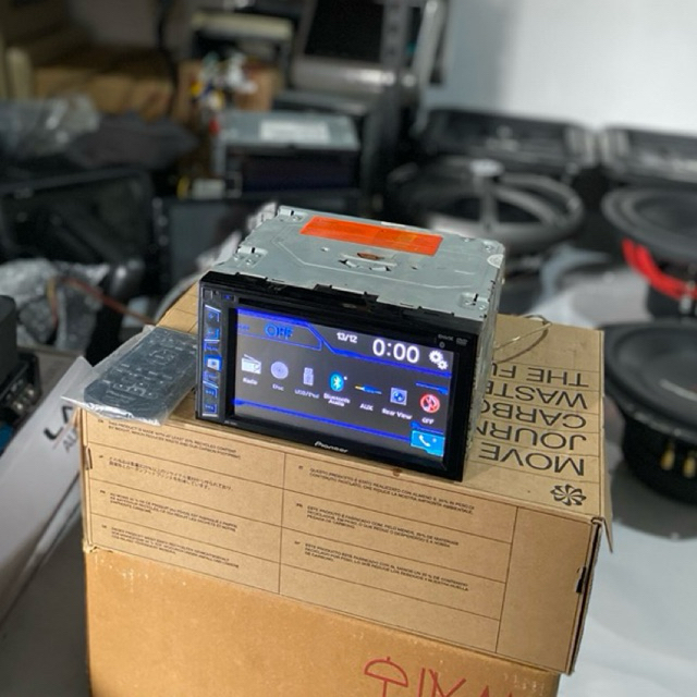 Head Unit Double Din Pioneer AVH-295BT 7 inch