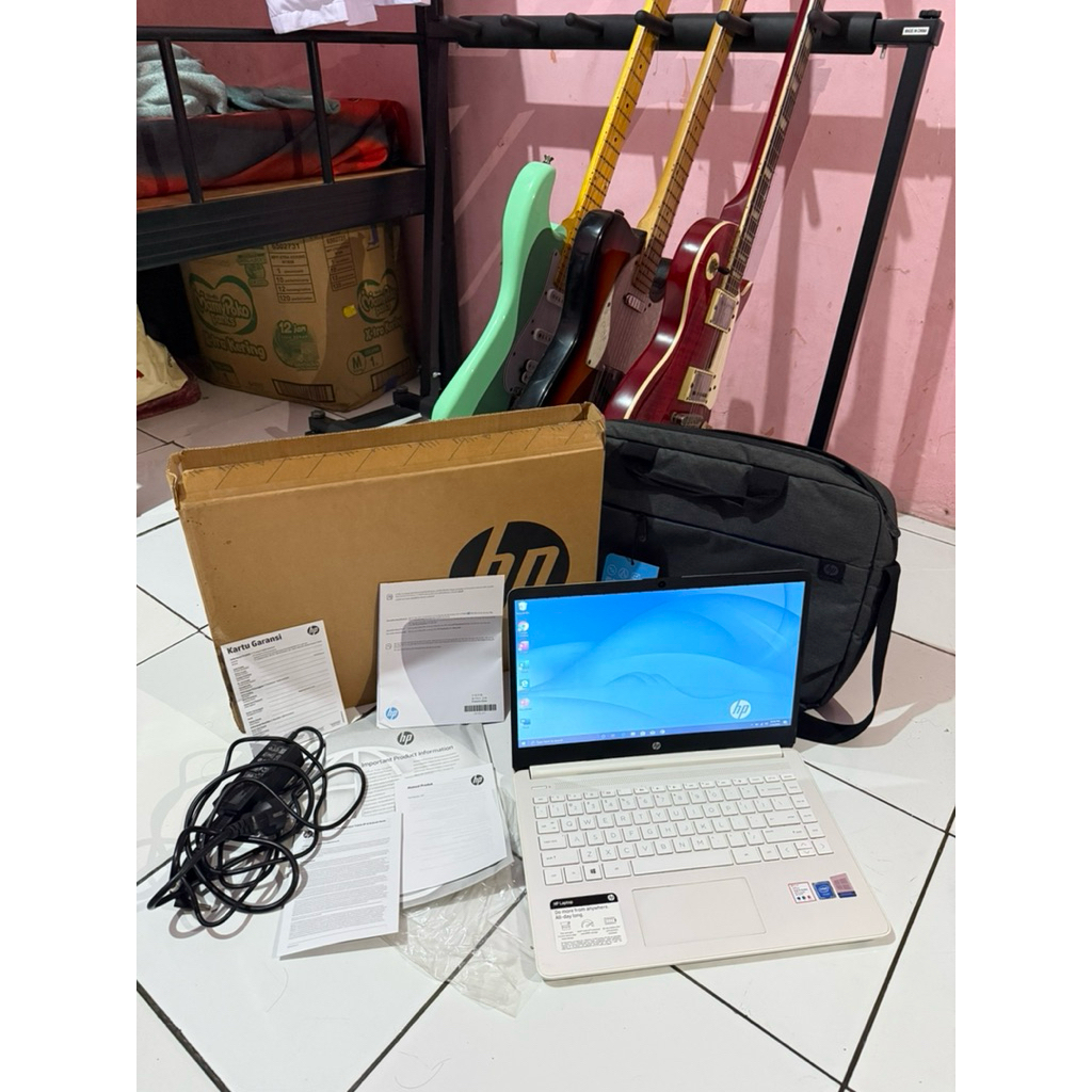 Laptop Hp 14S