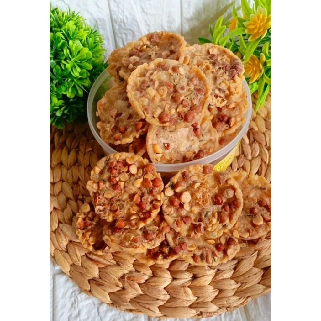 Peyek kacang/bulat/khas jogja