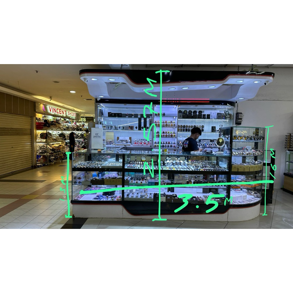 etalase toko jam tangan counter display barang tempat usaha booth second bekas
