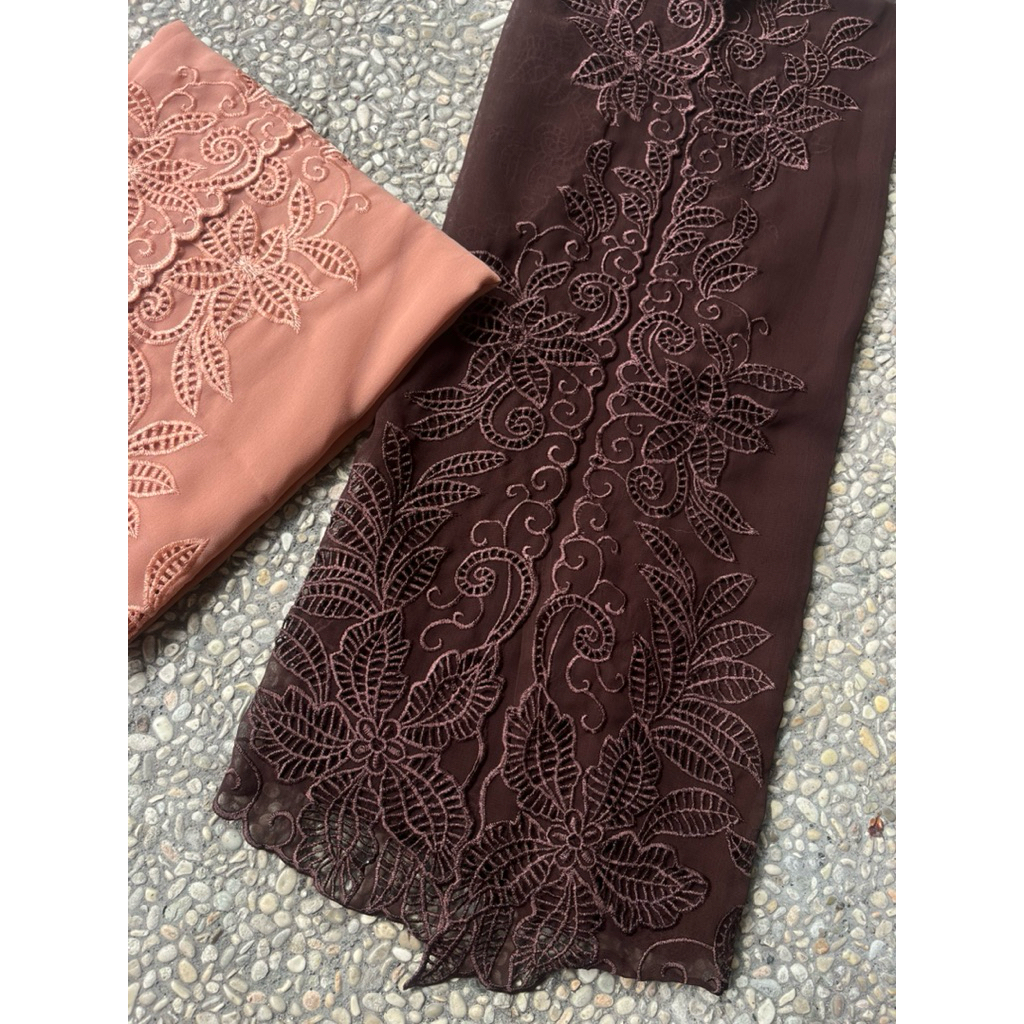 kain kebaya bordir terbaru termurah terlaris kain bordir semi lukis bahan kebaya encim