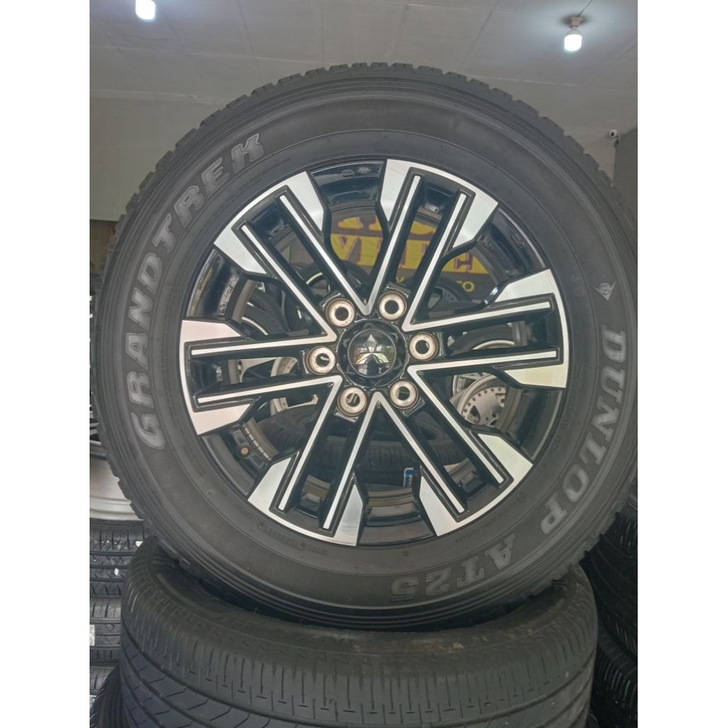 Velg OEM Mitsubishi Pajero facelift R18+Ban