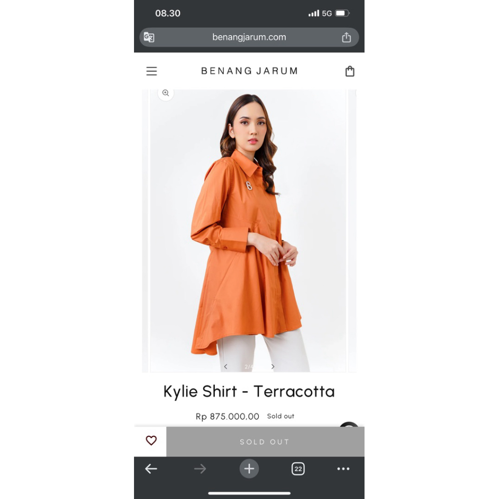 BJ Benang Jarum Kylie Shirt Preloved (Army) New With Tag  (Teracotta)