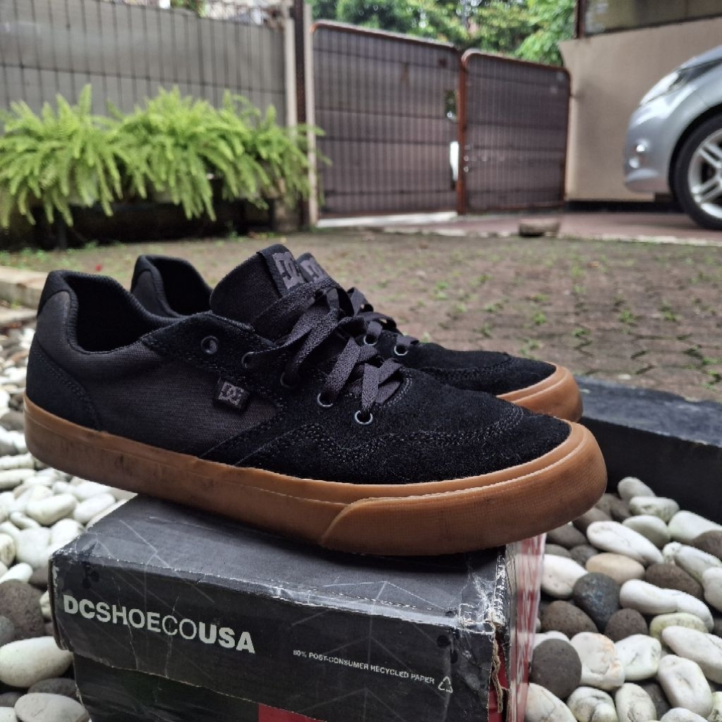 Sepatu DC second size 43 | DC Shoe rowland Original Resmi | suede skateboarding