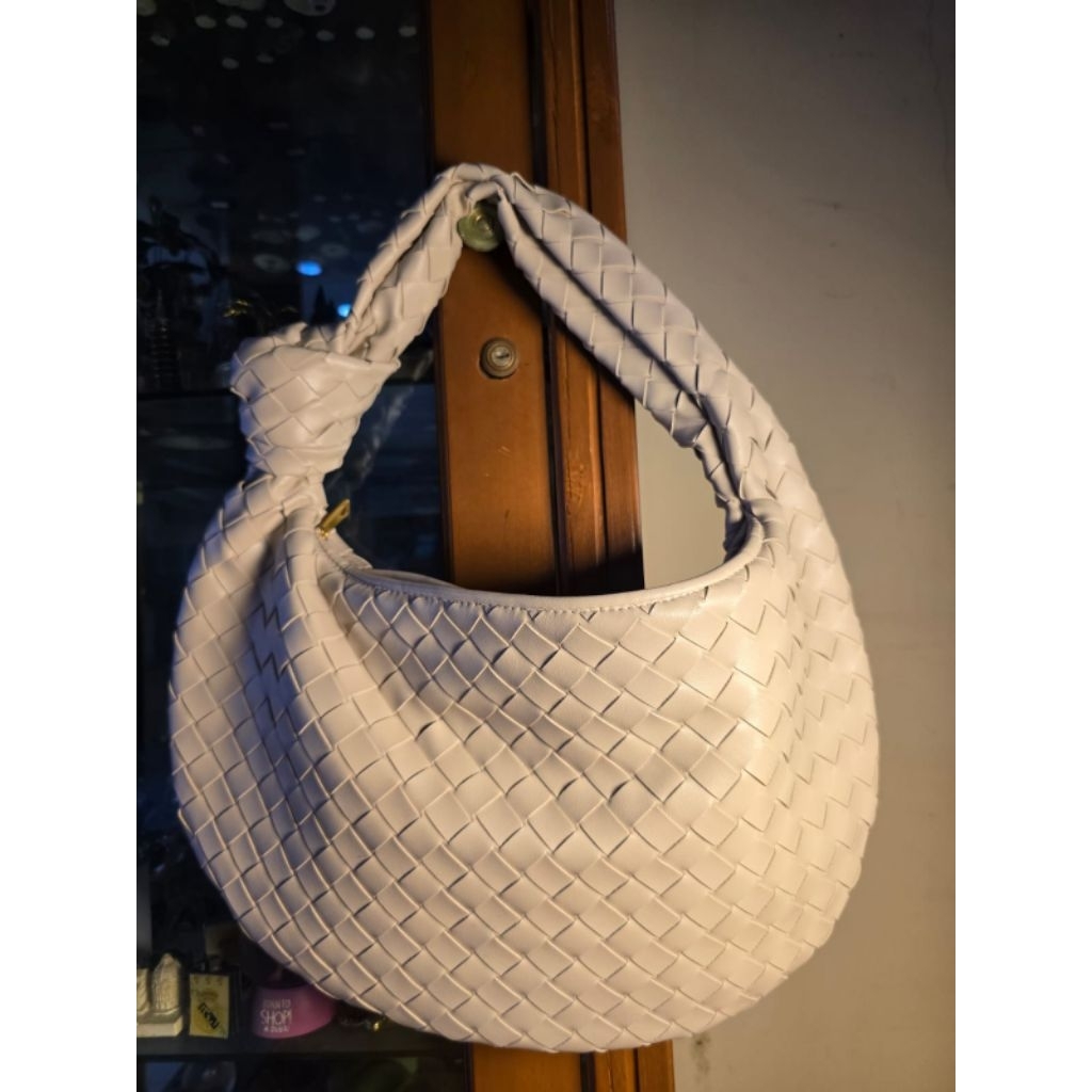 Tas kulit anyam (no brand) (PreLoved)