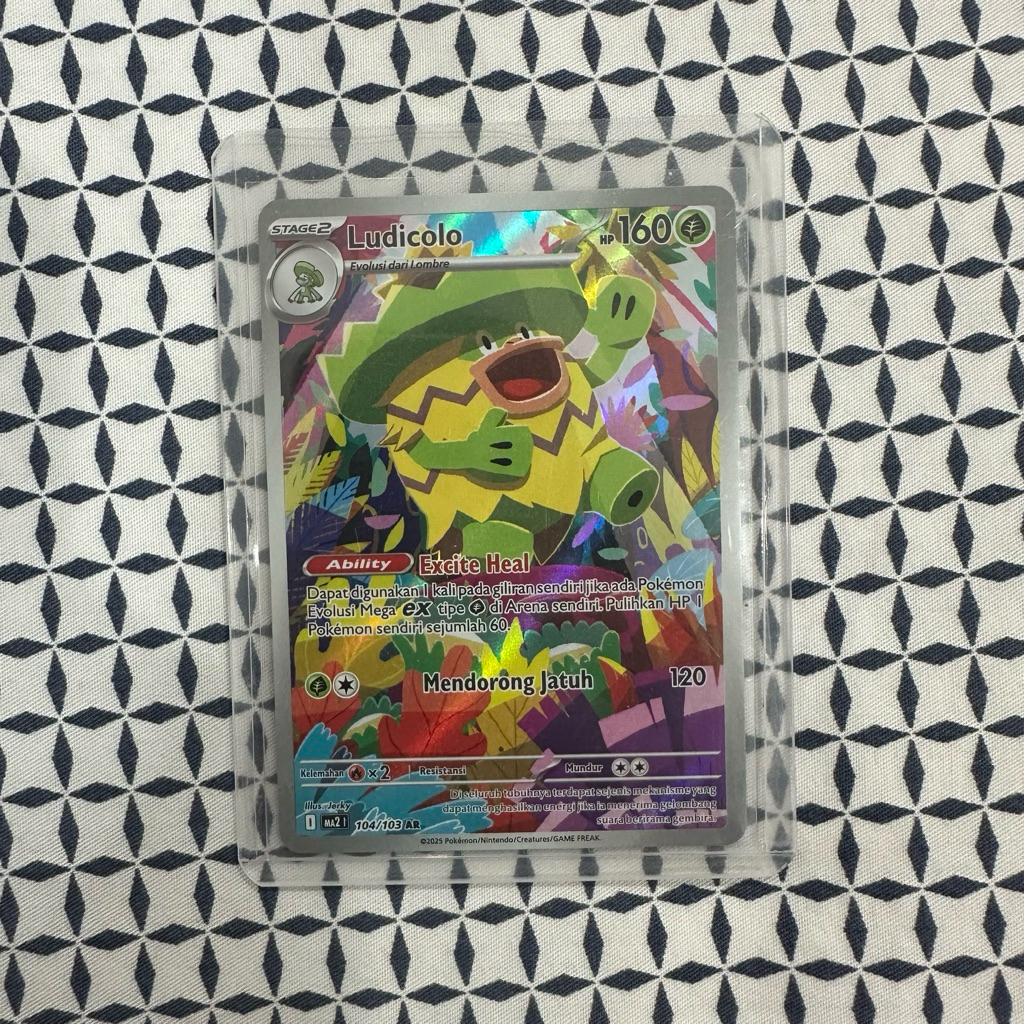 Kartu Pokemon TCG - Ludicolo AR MA2