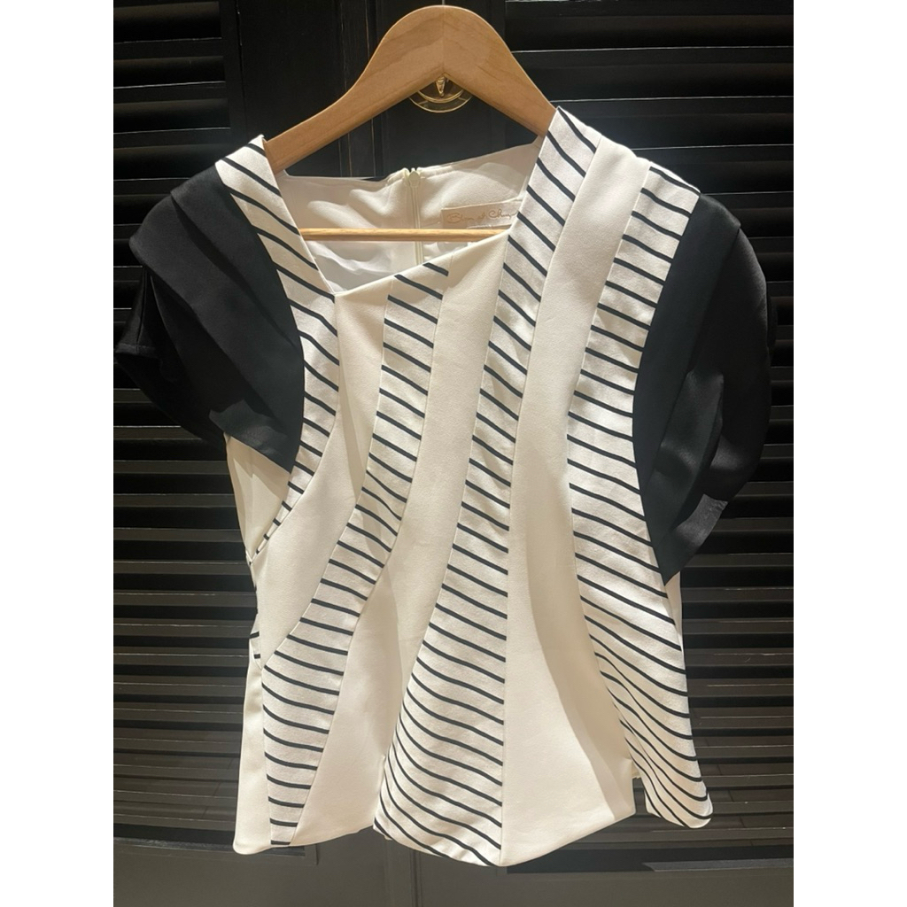 Preloved Bloom et Champs size M