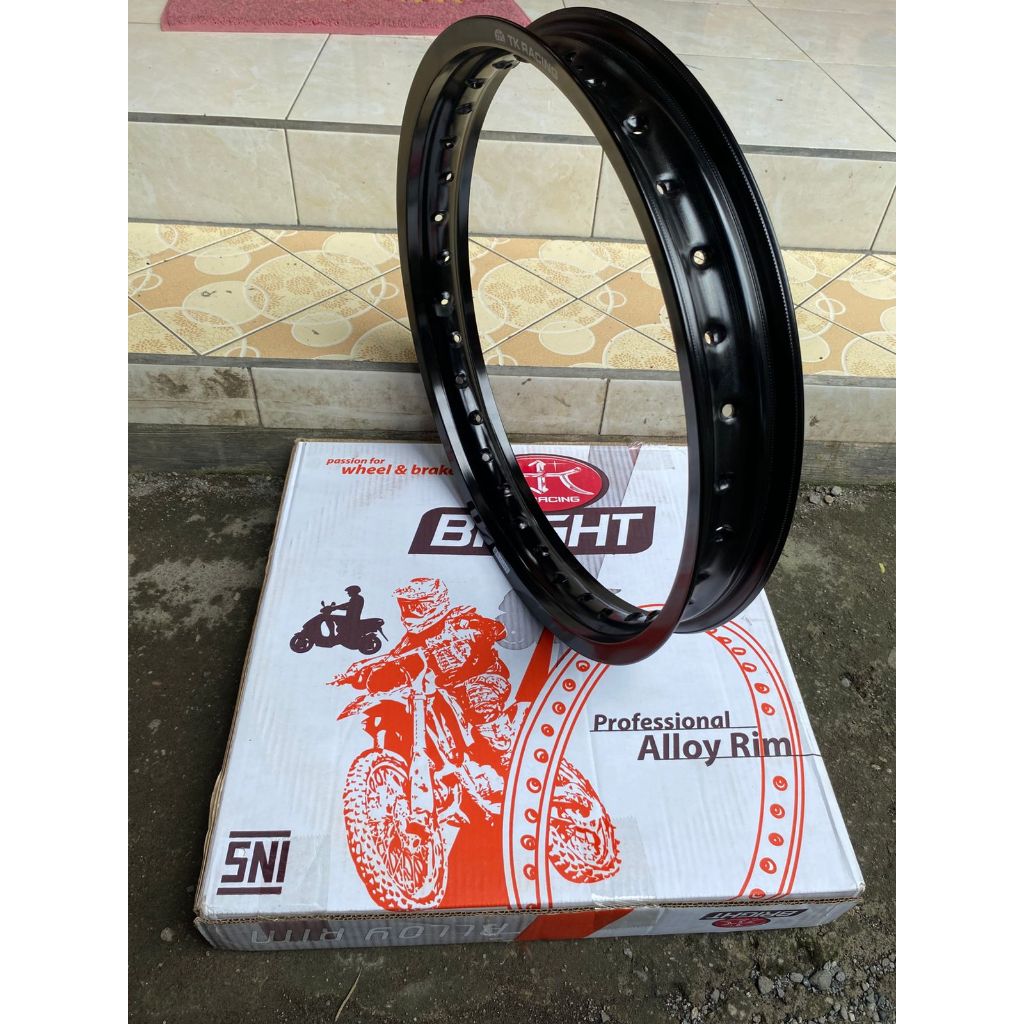 Velg TK Racing Ukur 215 Ring 18 Hole 32 Cocok Untuk Motor Honda CRF 150 L