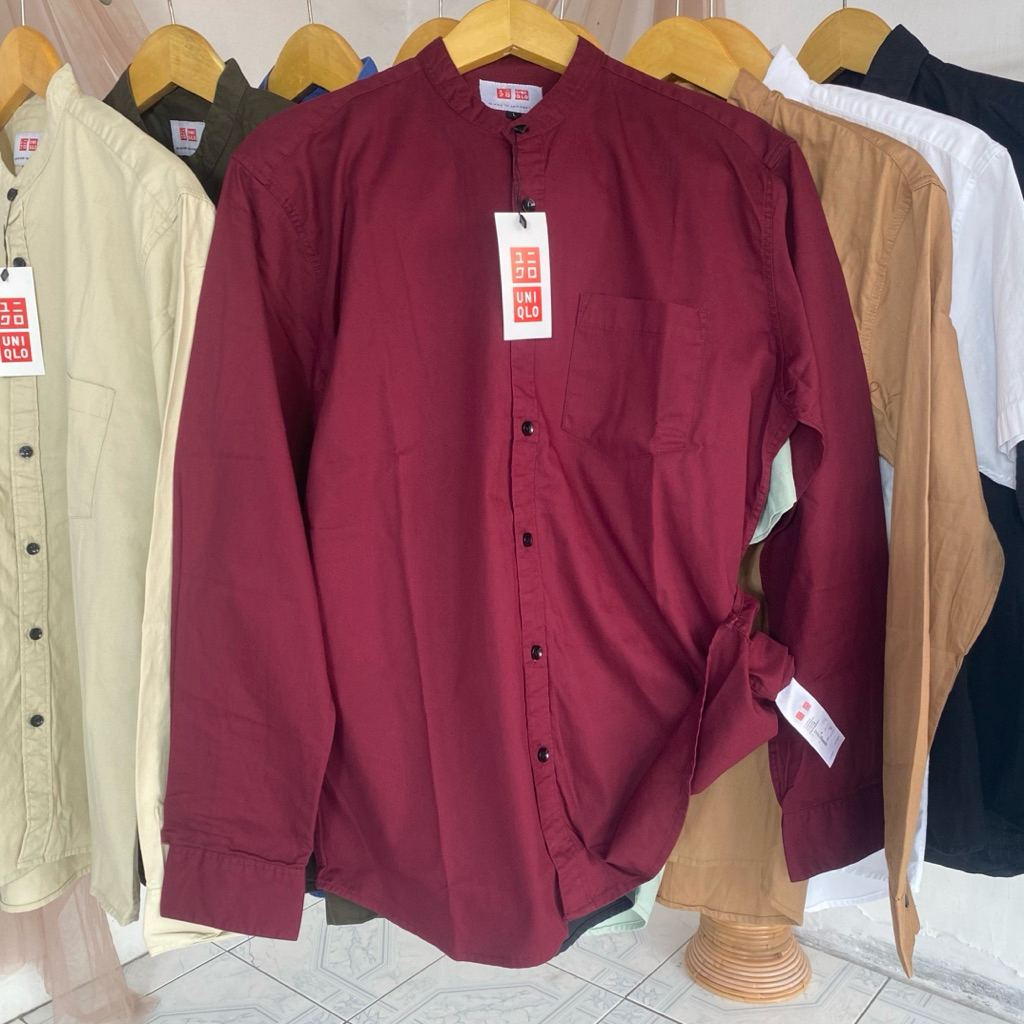 UNIQLO Kemeja Koko Krah Shanghai Lengan Panjang Elegan Warna Merah Maron Bahan Katun Full Kancing