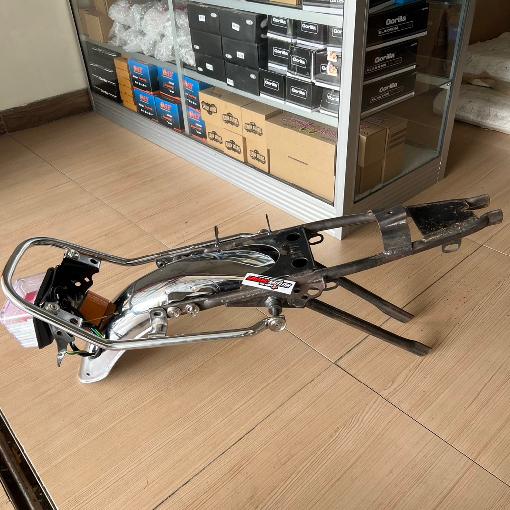 Paket Hemat Rangka belakang Buntutan Tatanan GL100 MJS Set Spakbor Pres Nganjuk