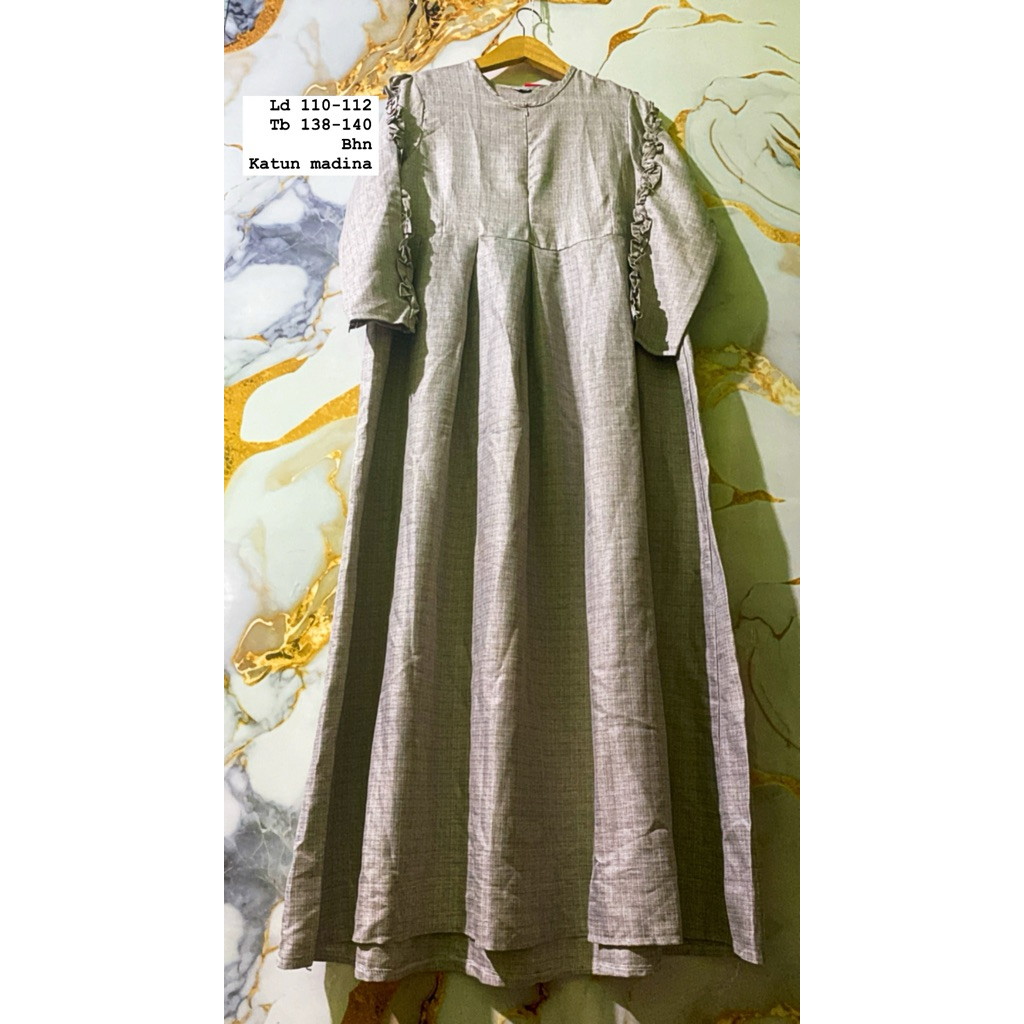 Gamis Wanita Premium Warna Cream Motif Kotak kotak Bahan Katun Madina