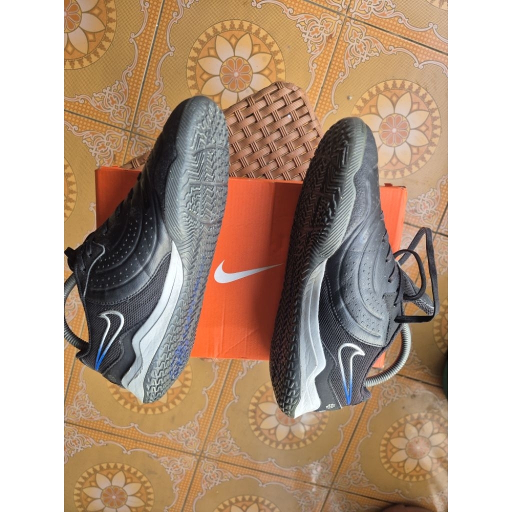 nike tiempo legend 10