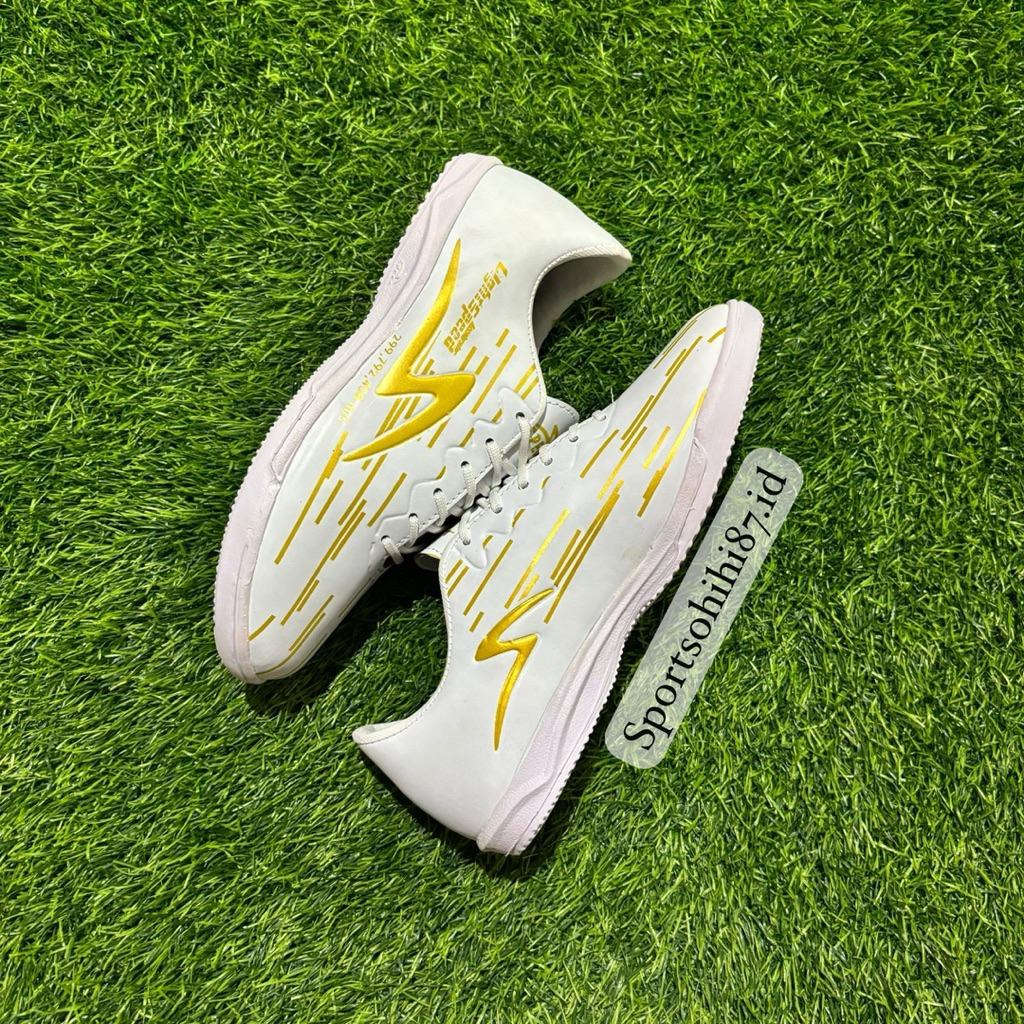 new specs alpha  sepatu futsal specs alpha, invinity keluaran terbaru