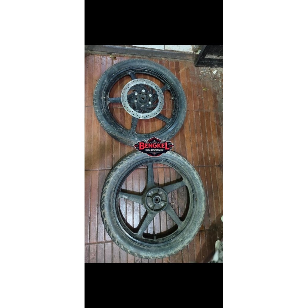 velg set depan belakang vixion old