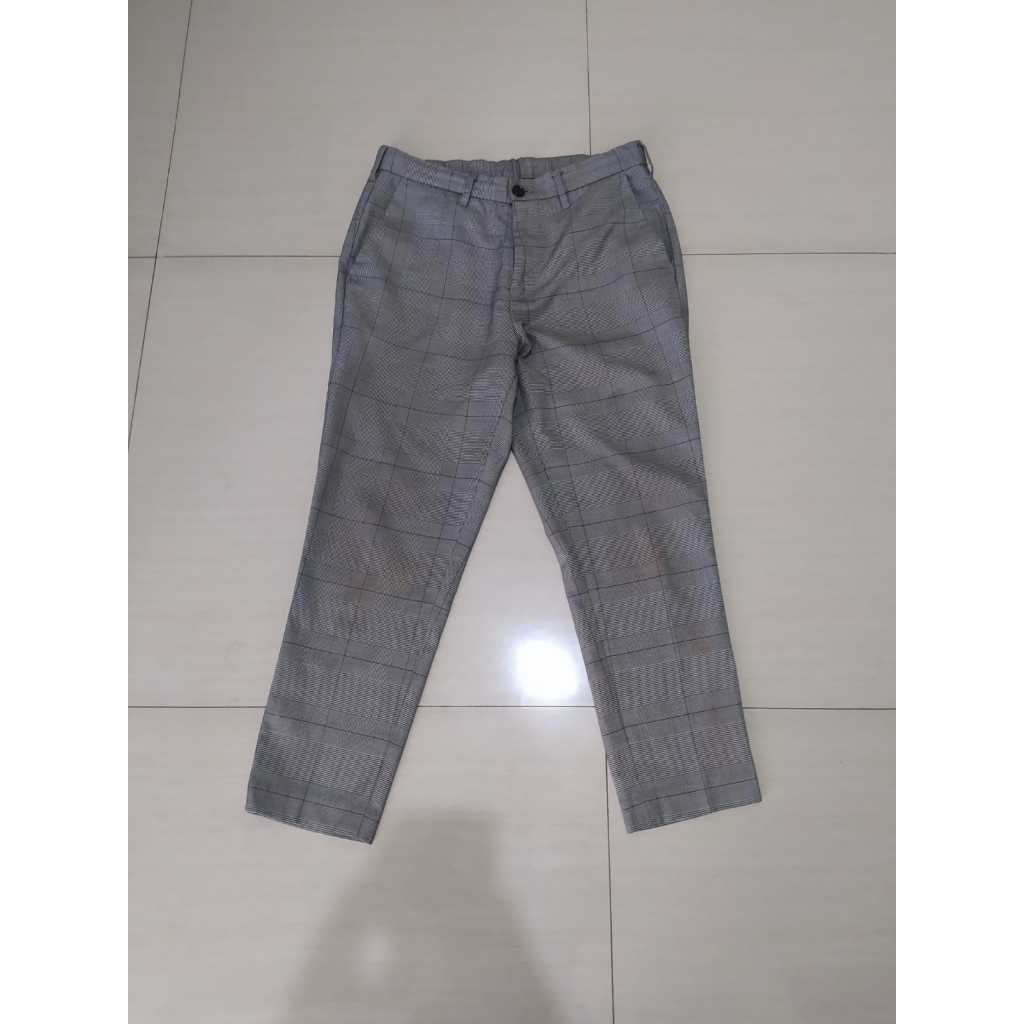 Celana Tartan Ankle Pants Uniqlo GU - Preloved
