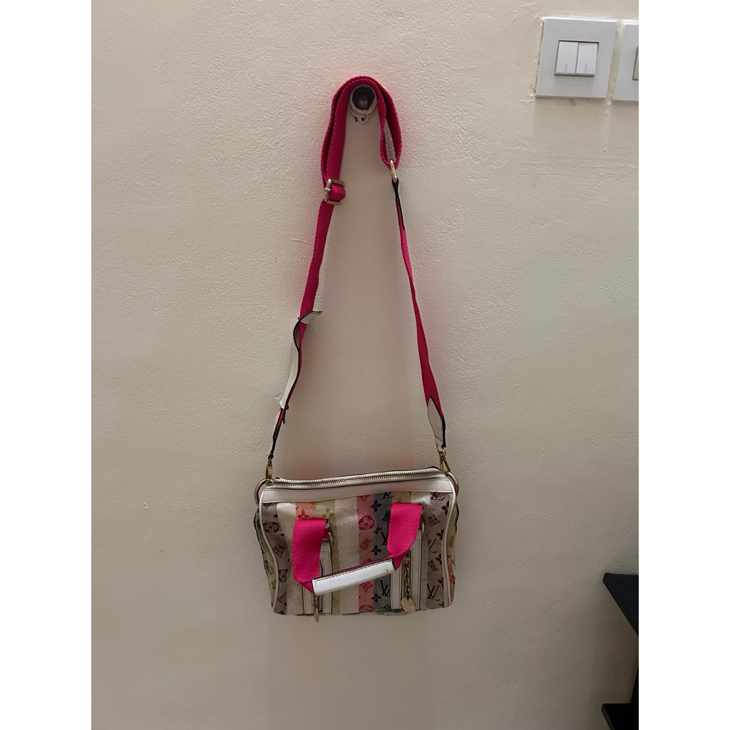 Tas selempang wanita medium