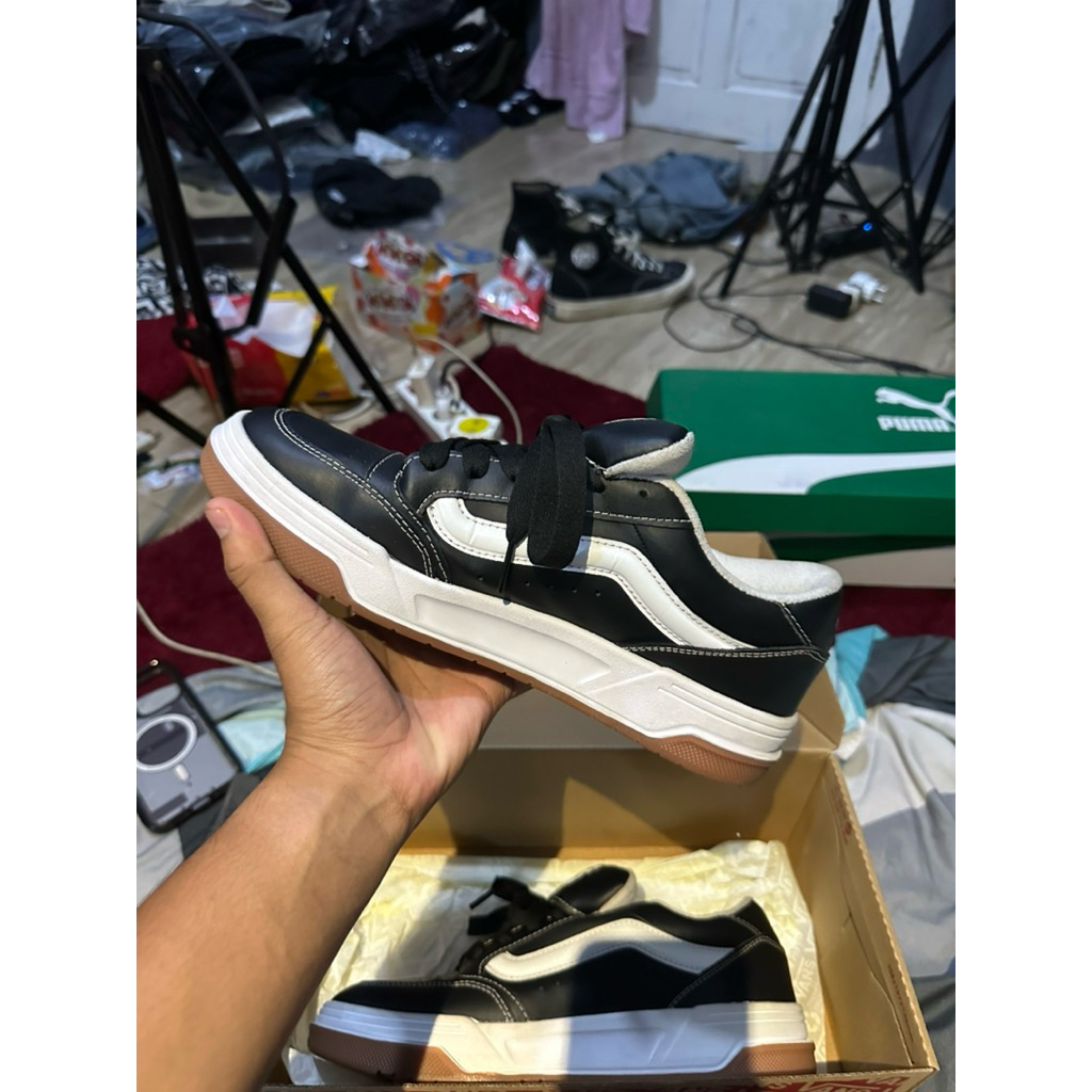 Vans Hylane White Black