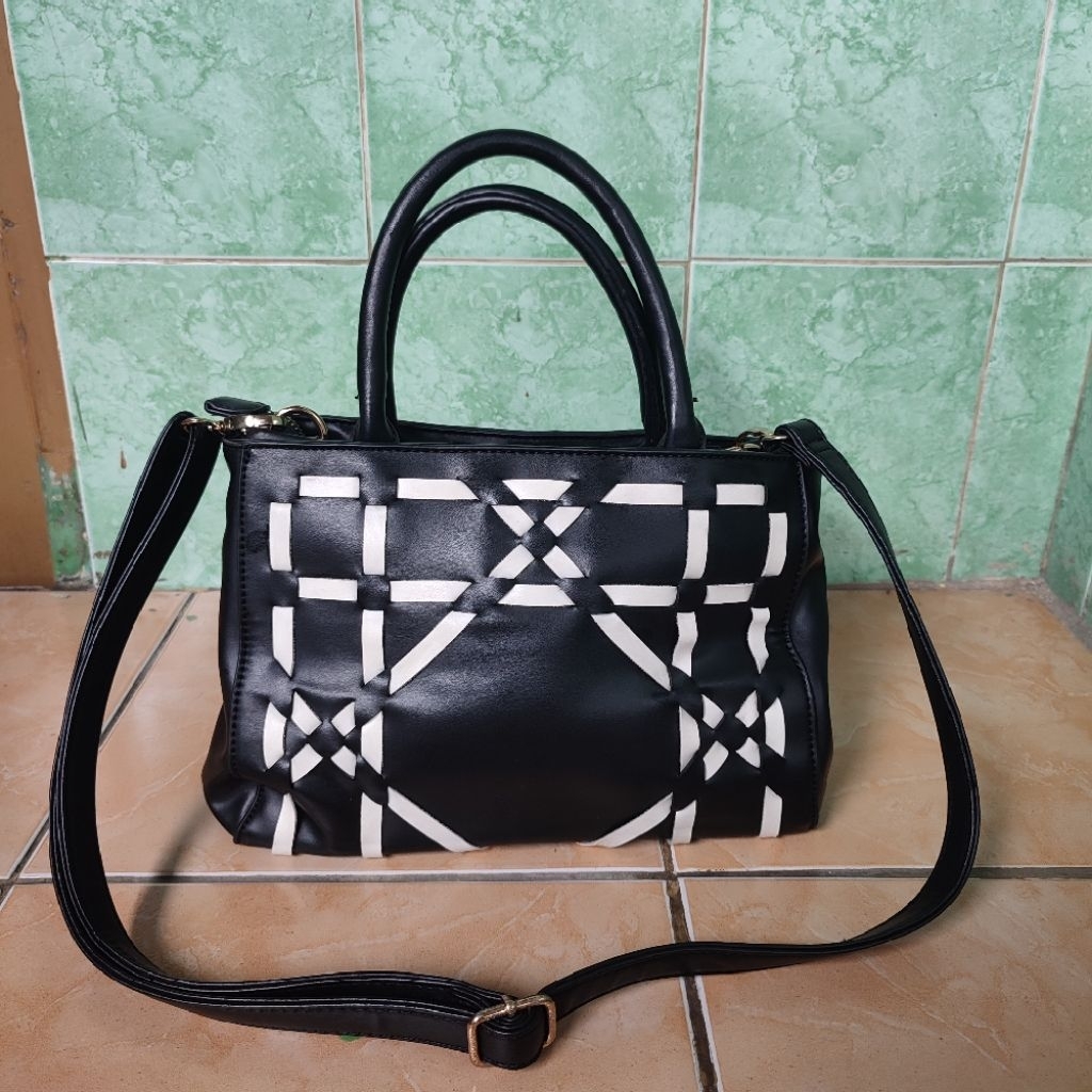 Palomino Tas Sling Bag Monochrome
