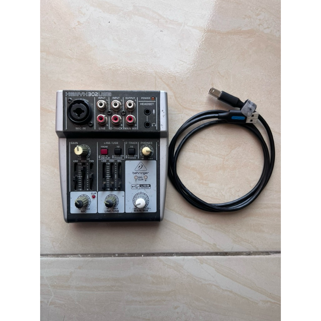 Behringer Xenyx 302 USB (Soundcard/Mixer) Second