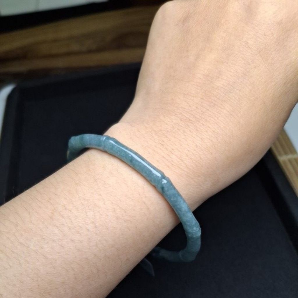 Gelang Giok Ukir Bambu