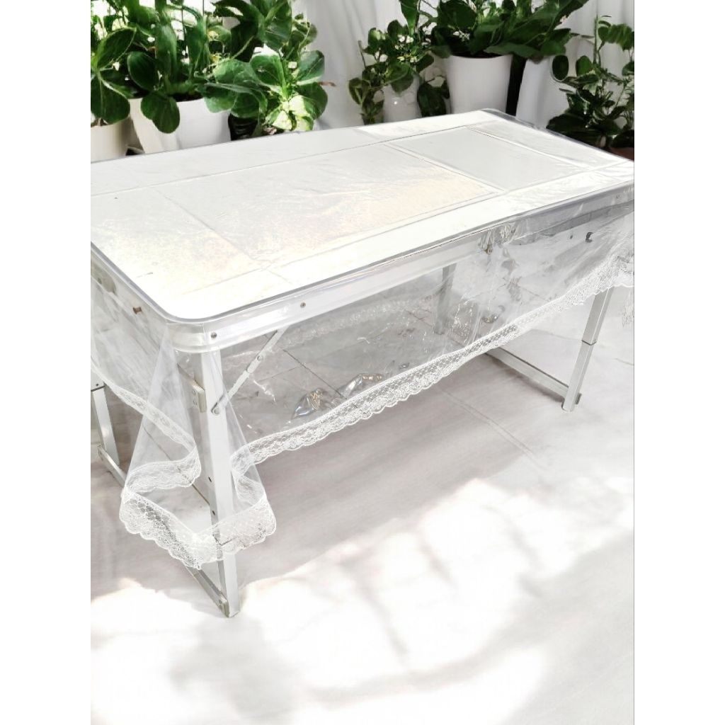 Taplak meja makan plastik bening transparan bahan PVC anti air dengan renda motif di pinggir