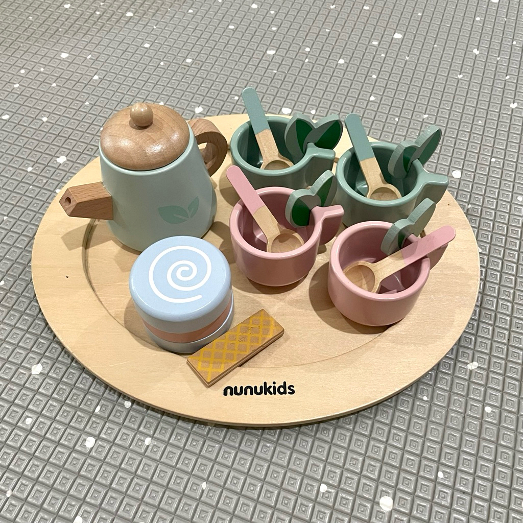 PRELOVED Wooden Tea Set | Mainan Anak Role Play Cewek Perempuan Girl Kid Teh Picnic Piknik Kue Kayu 
