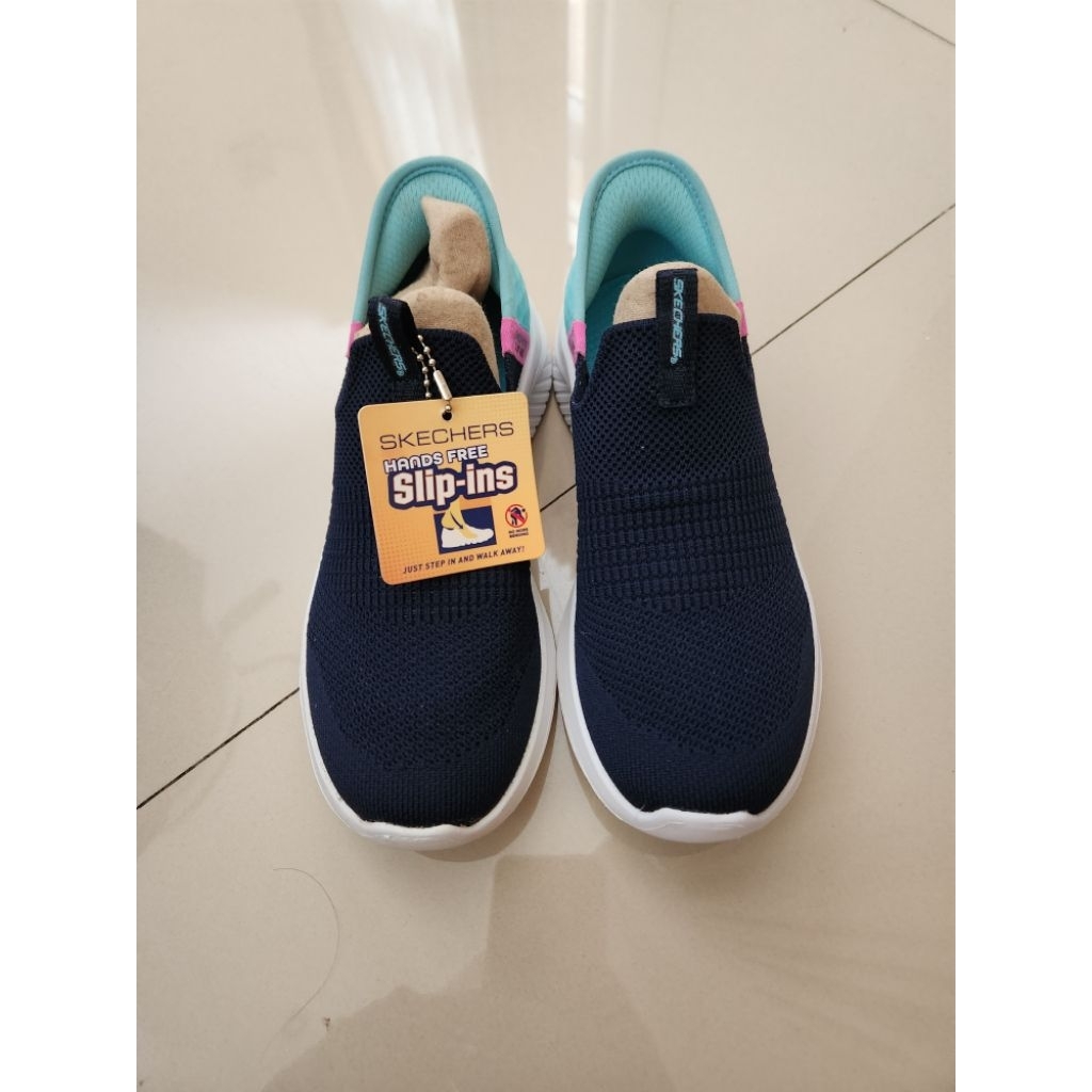 skechers slip on