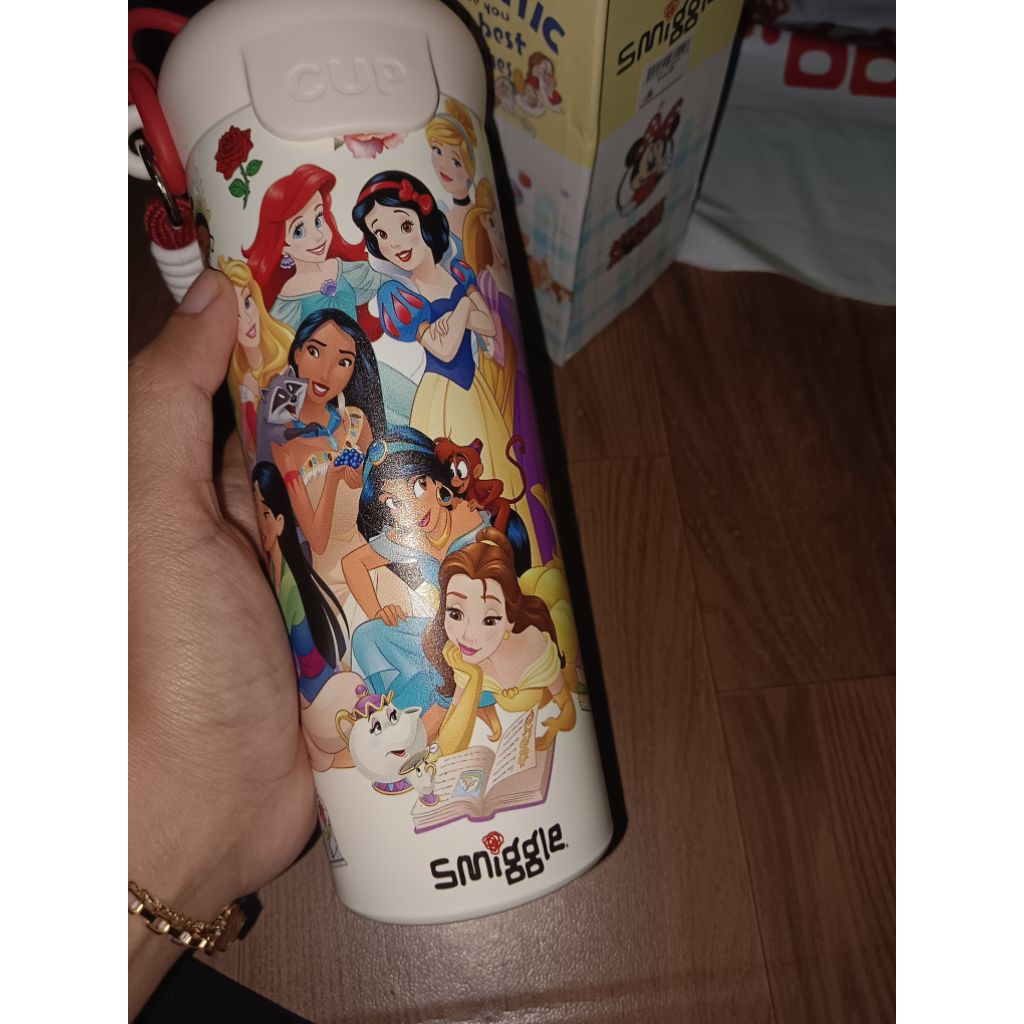 TUMBLER SMIGGLE DISNEY NEW
