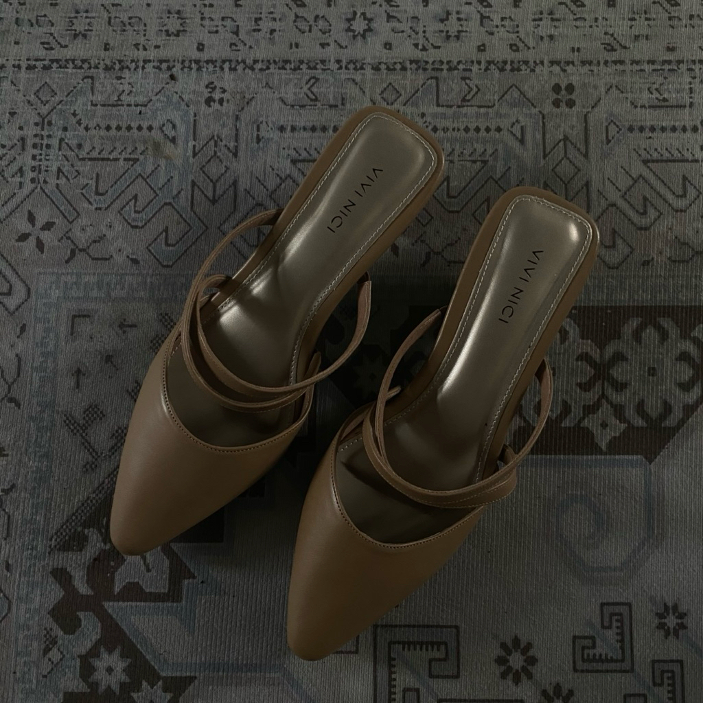 sepatu heels vivi nici