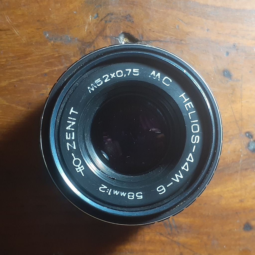 Lensa MANUAL Helios 58mm f2 mount M42/ EOS