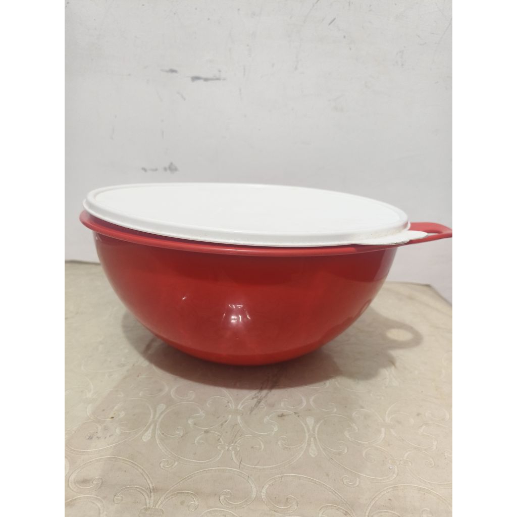 bowl Tupperware berkspasitas besar