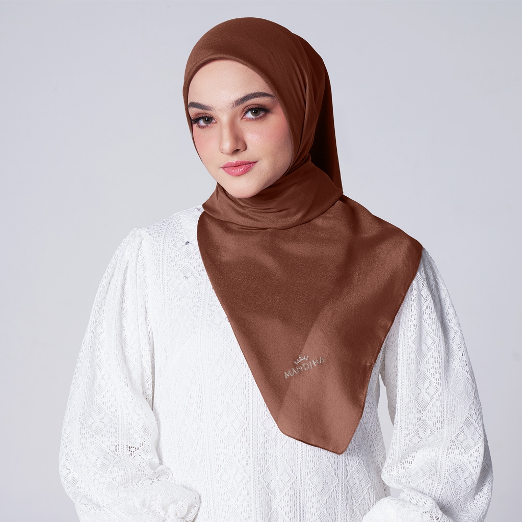 MANDJHA Essential Maple Syrup 136 Scarf By IVAN GUNAWAN - Jilbab Hijab Segi Empat Polos ORIGINAL MAN