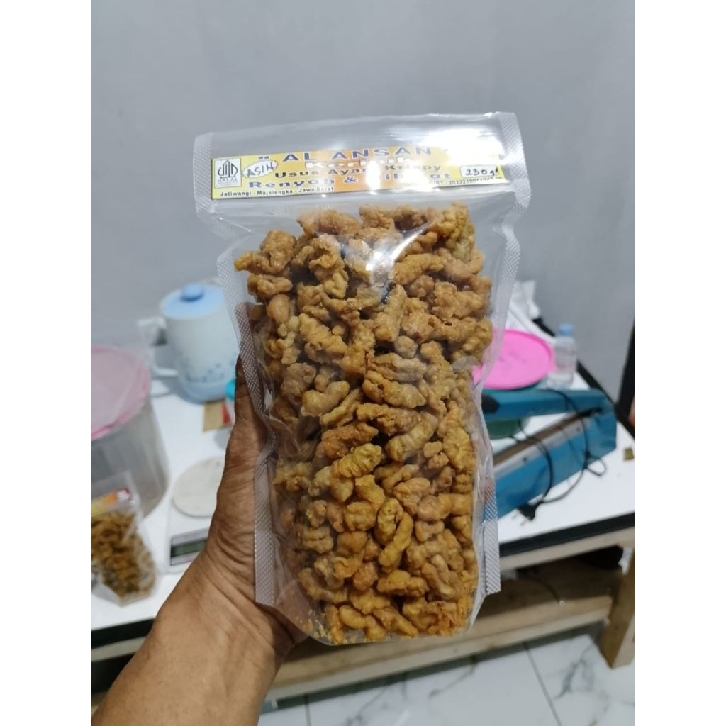keripik usus ayam daun jeruk Krispy