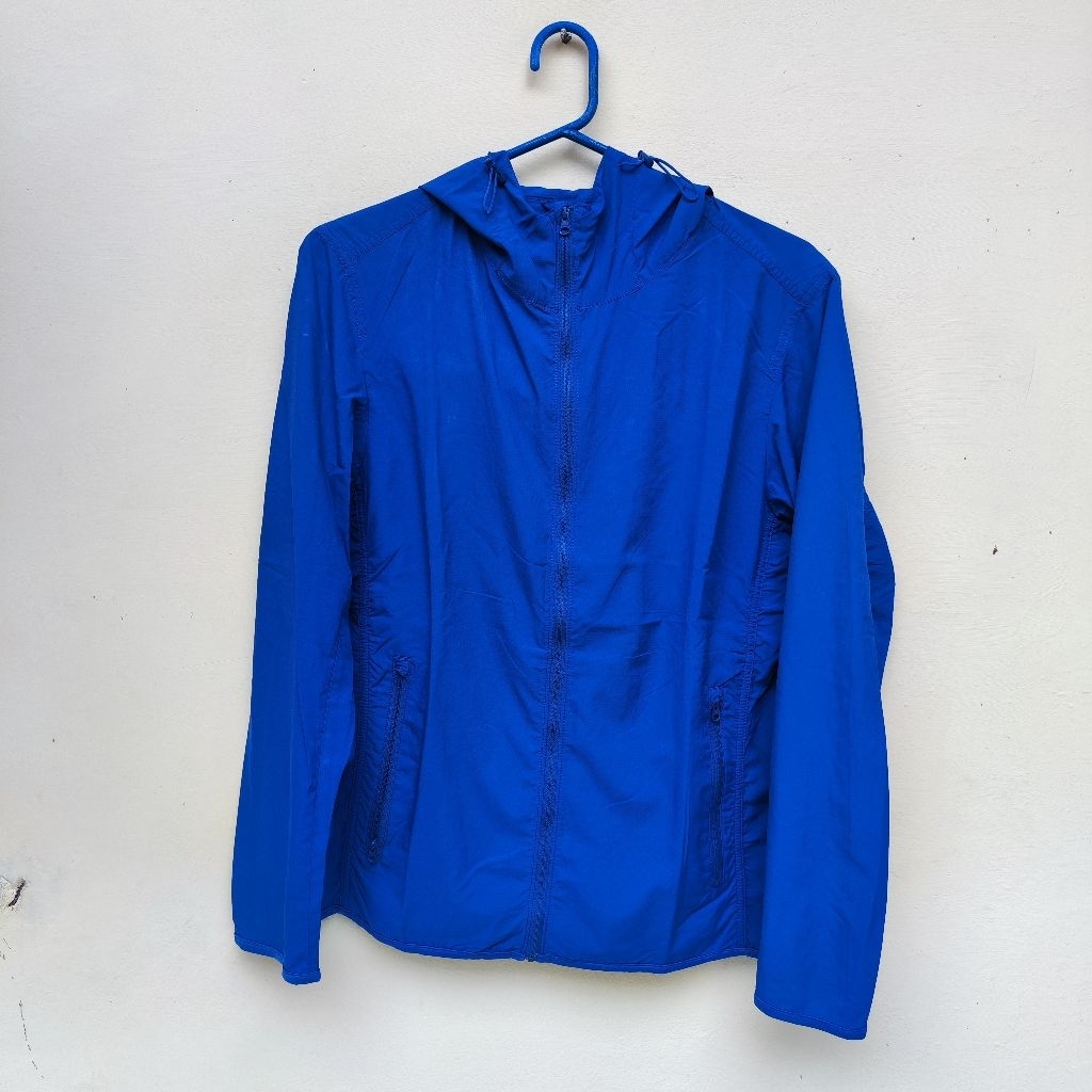 jaket lari breathable