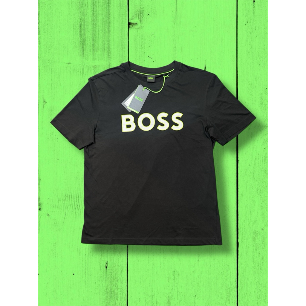Kaos Boss Hitam / Size L / Original New