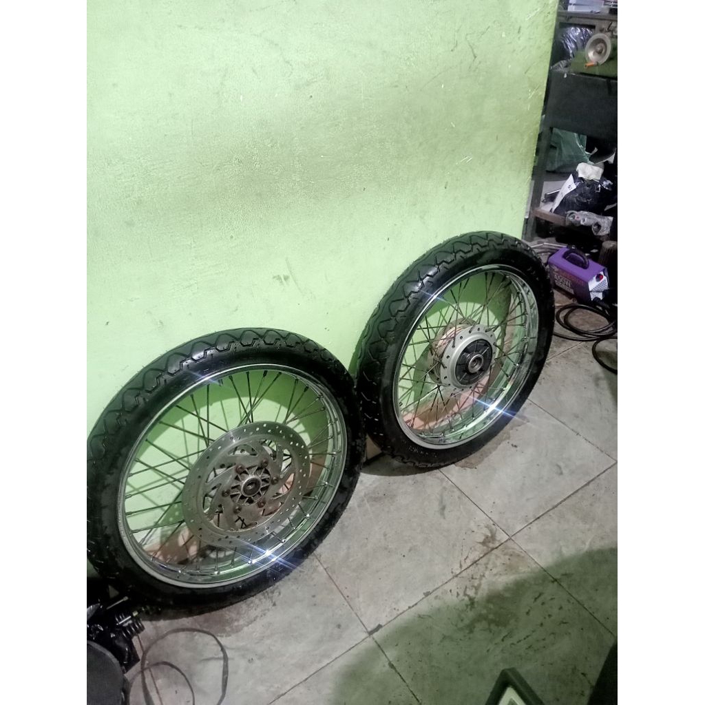 pelek ring 18 Did copotan scorpio/RX king layak pakai ban msh gondrong berjembut