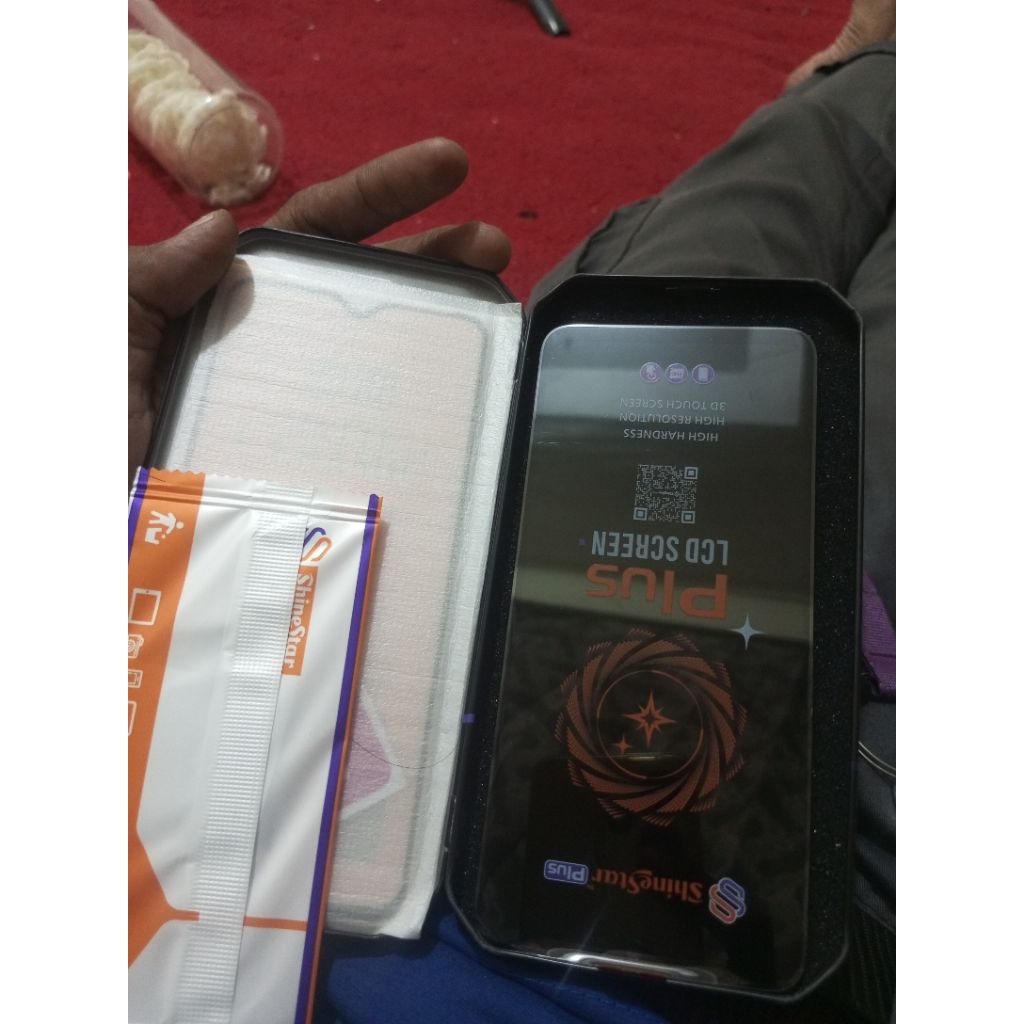 LCD OPPO F 11 PRO shinestar Bekas tapi belum di pakai