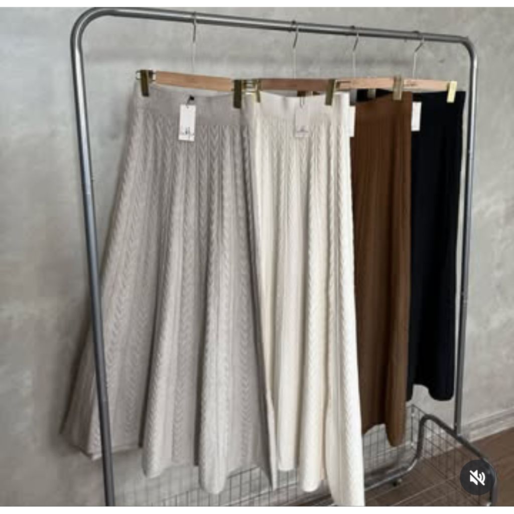 Osaka Knit | Favolio Skirt by Outfix new