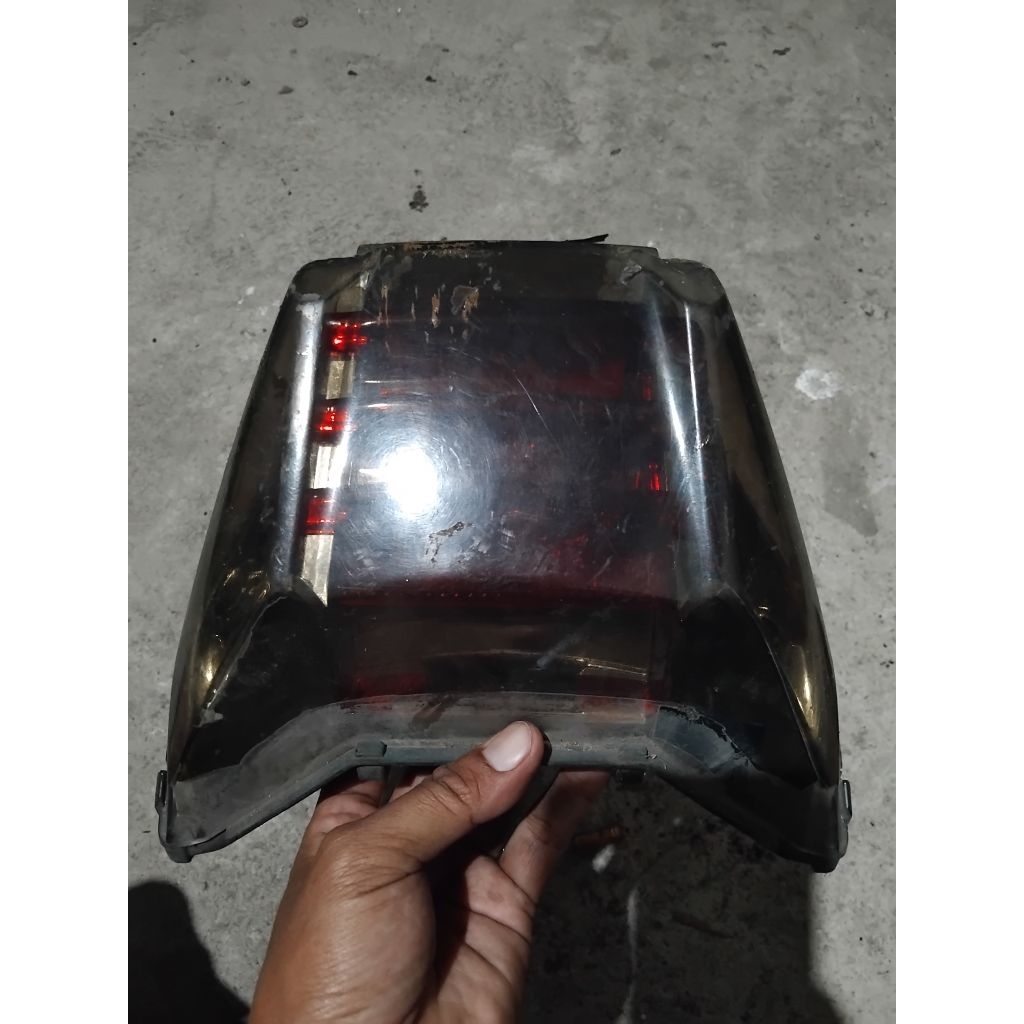 lampu belakang zx130