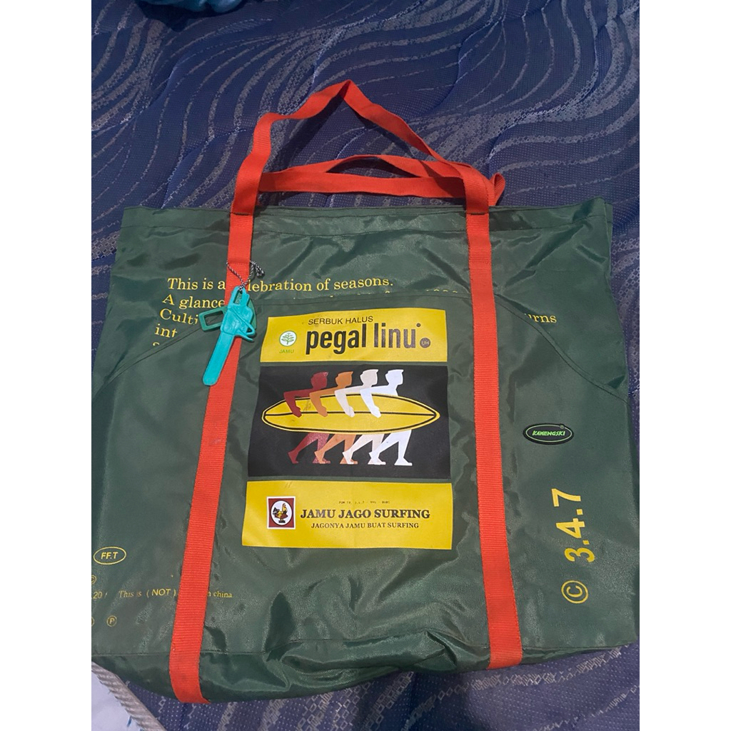 tas UNKL x Kamengski likenew jarang dipake