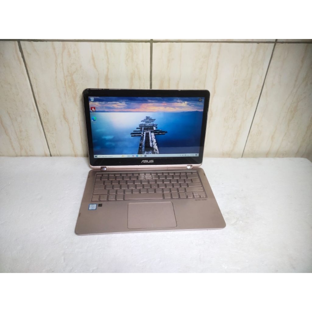 Laptop Mati total Asus UX360 core i7 gen 7(B140)