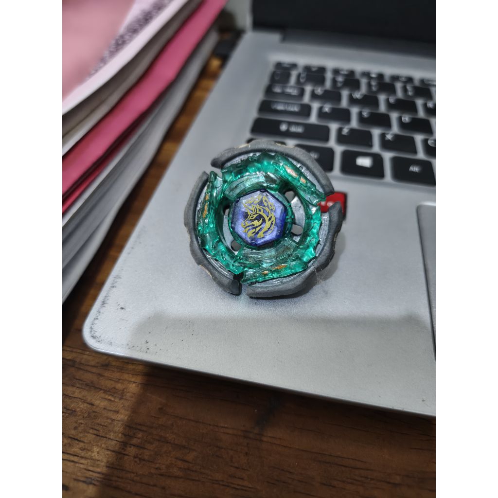 beyblade metal fight ray unicorno