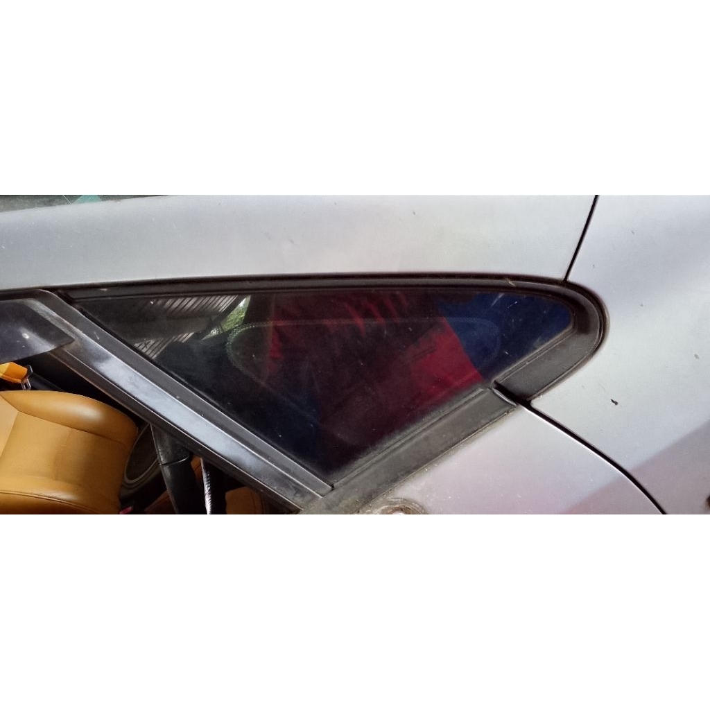 kaca mati segitiga  depan kanan honda stream facelif non facelif 1.7&2.0 ready