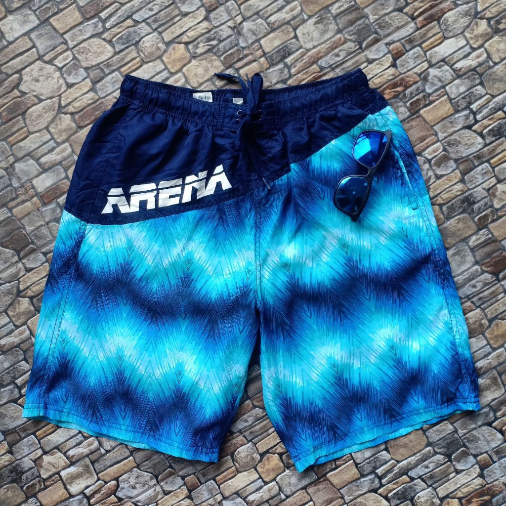 Celana pendek Pantai preloved brand ARENA original preloved, Celana olahraga Surfing board short