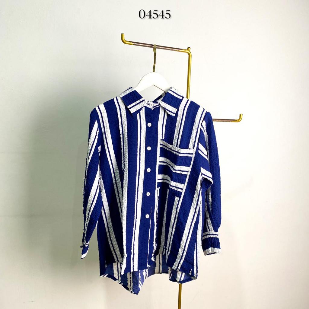 521729 - 04545 KEMEJA STRIPE WANITA GARIS - GARIS CRINKLE