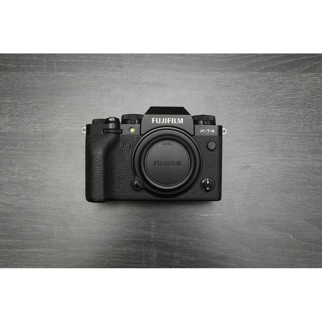 FUJIFILM XT4 LIKE NEW