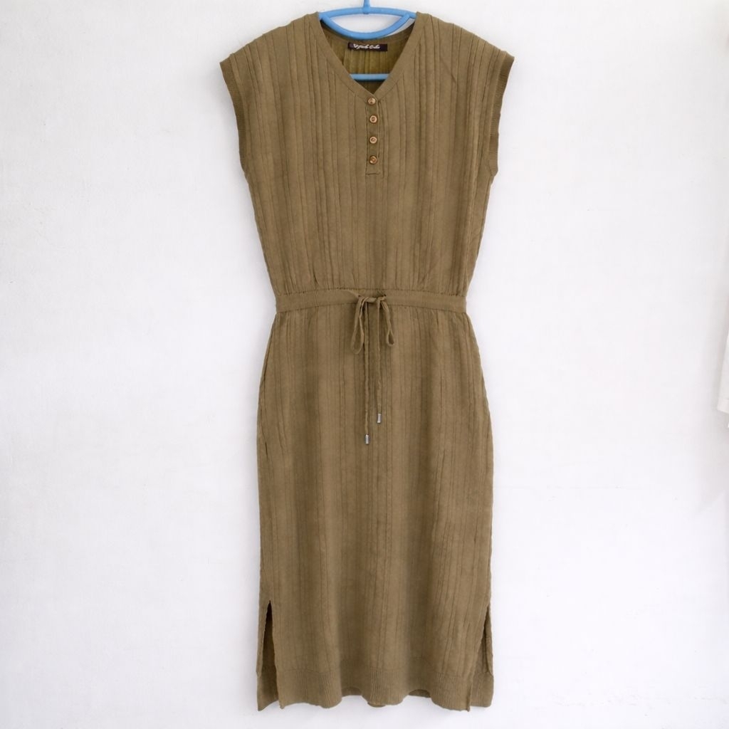 Long Vest Rajut Knitt Lidi Belah Samping Tali Serut Pinggang Tunik Hijau Green Sage Olive Rompi Midi