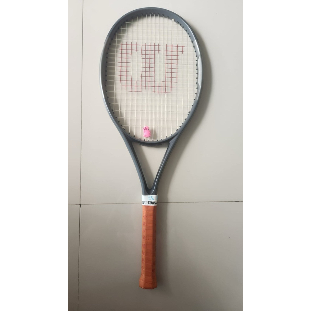 raket tennis wilson preloved