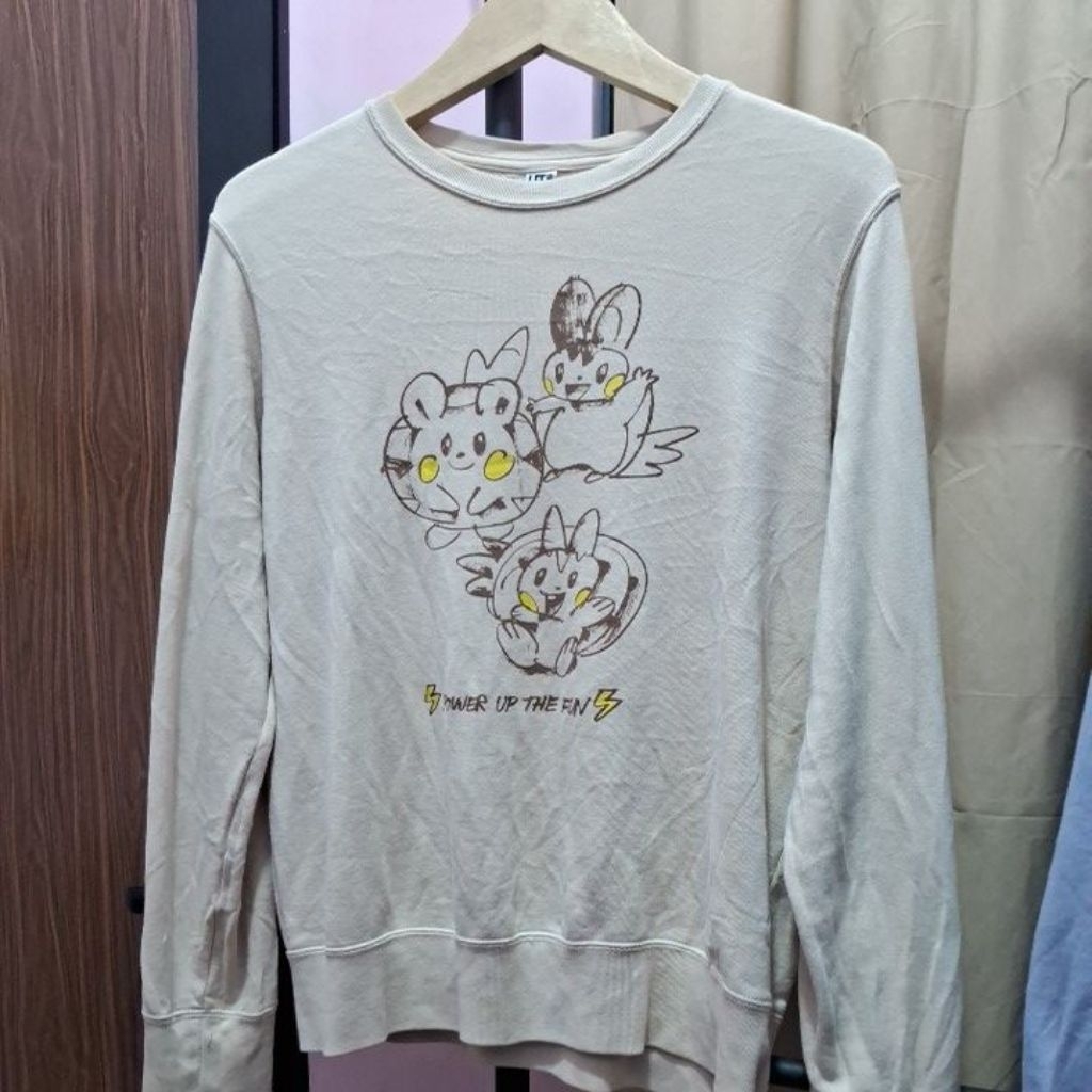 CREWNECK UNIQLO ORIGINAL POKEMON