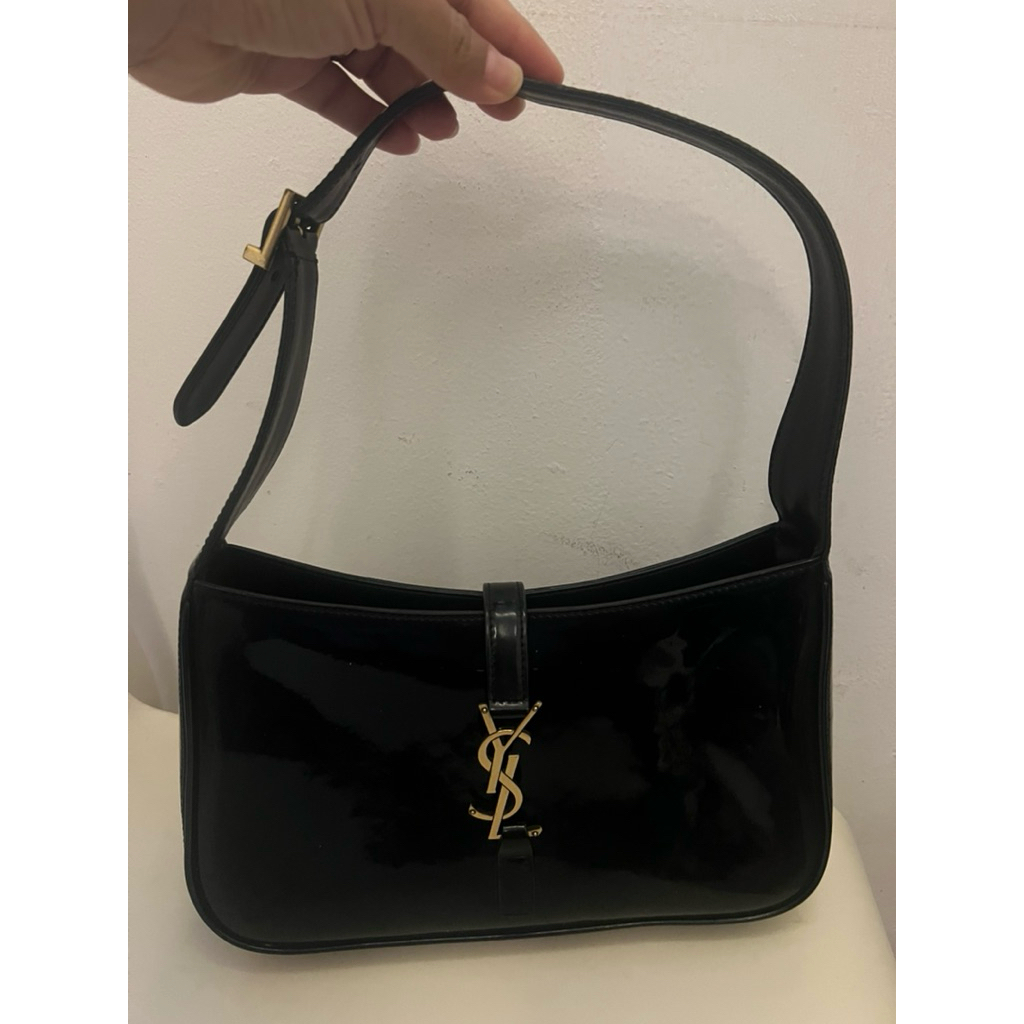 Saint Laurent 5A7 Logo Plaque Shoulder Hobo Bag Preloved